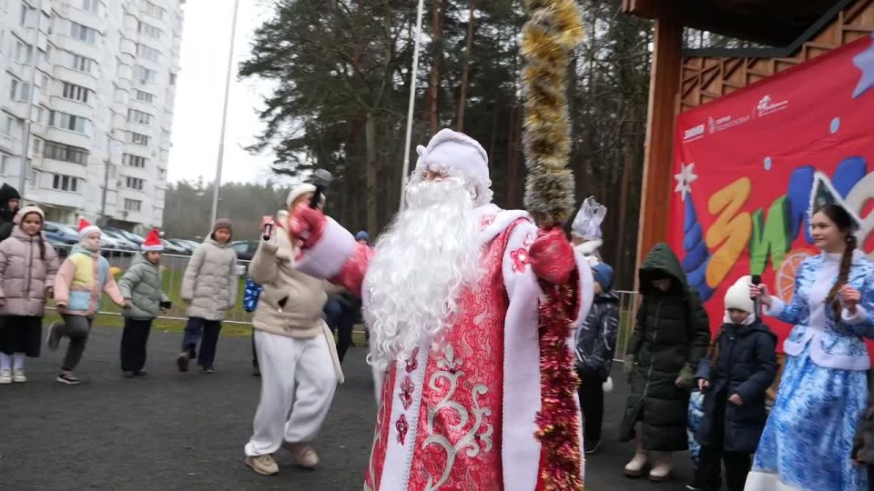 Владимир Волков: Добрая традиция - «Новогодний автобус» снова курсирует по улицам Люберец!