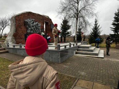 , 6  2025 ,          -    ,        -  