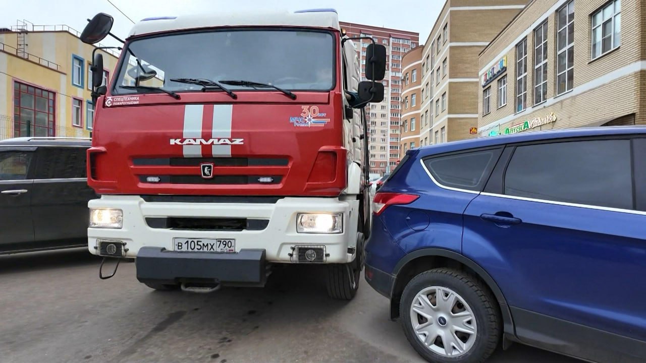 По дворам Раменского состоялся совместный рейд пожарно-спасательной службы Раменского гарнизона и отдела надзорной деятельности