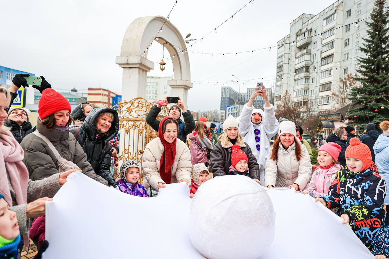 Юлия Купецкая: Традиционный мытищинский фестиваль «Город Снеговиков» открылся на территории театра кукол «Огниво» Юлия Купецкая: Традиционный мытищинский фестиваль «Город Снеговиков» открылся на территории театра кукол «Огниво»