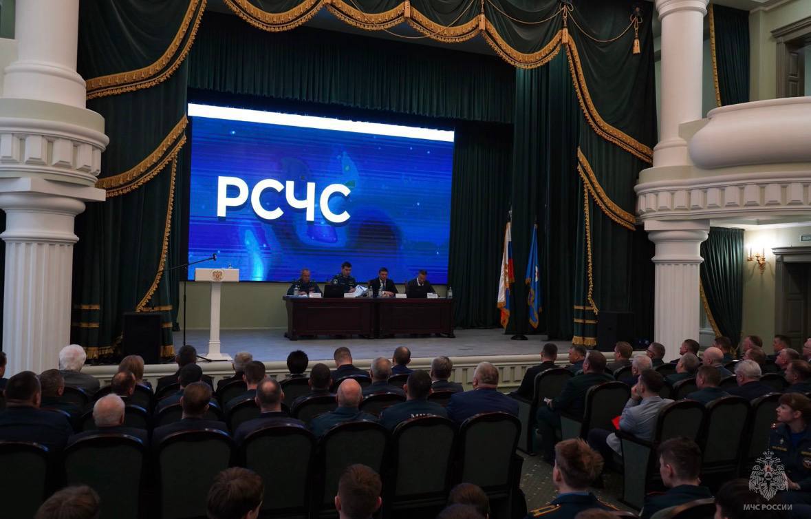 Алексей Павлов принял участие в сборе руководителей территориальных подразделений МЧС России по ЦФО Алексей Павлов принял участие в сборе руководителей территориальных подразделений МЧС России по ЦФО