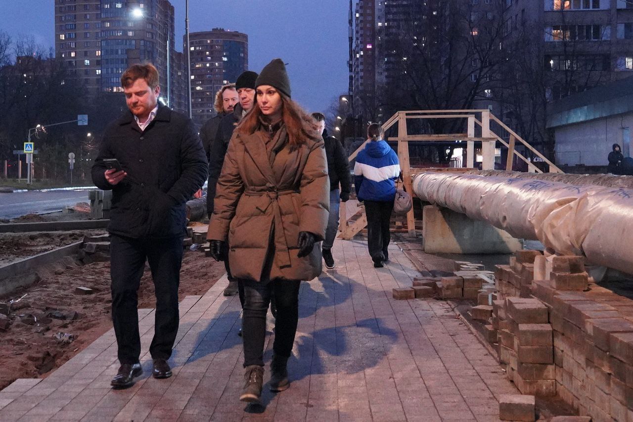 Заместители Главы и депутаты Реутова проверили ход работ по реконструкции теплосетей Заместители Главы и депутаты Реутова проверили ход работ по реконструкции теплосетей