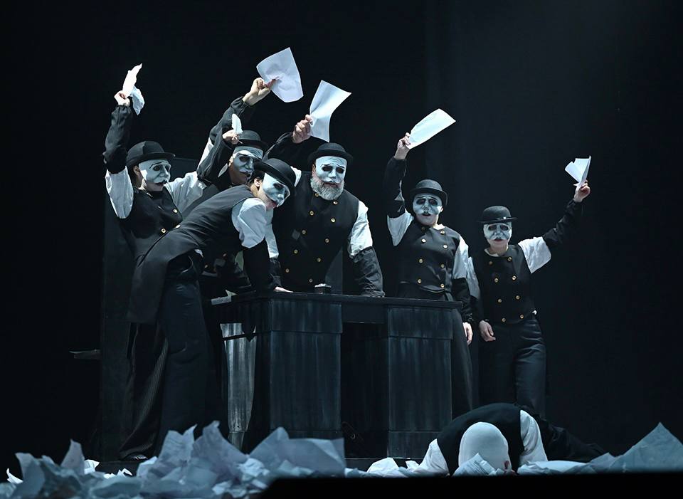 Спектакль «Шинель» ступинского театра впервые показали на большой сцене Спектакль «Шинель» ступинского театра впервые показали на большой сцене