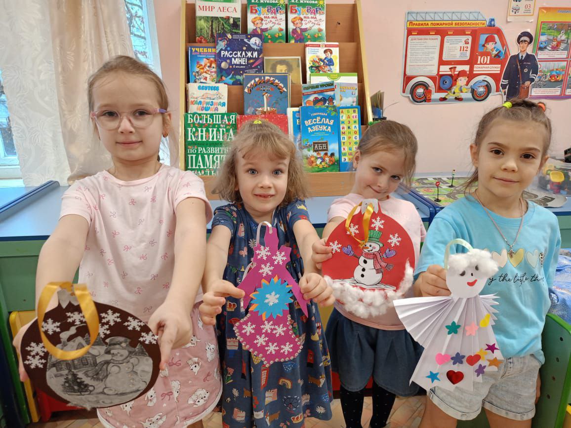 В рамках реализации проекта «Предшкола: стандарт детского сада» на тематической неделе «Творческая лаборатория» в МБОУ гимназии №2 (дошкольное отделение, здание 5) м.о. Чехов прошло интересное занятие по изобразительной... В рамках реализации проекта «Предшкола: стандарт детского сада» на тематической неделе «Творческая лаборатория» в МБОУ гимназии №2 (дошкольное отделение, здание 5) м.о. Чехов прошло интересное занятие по изобразительной...