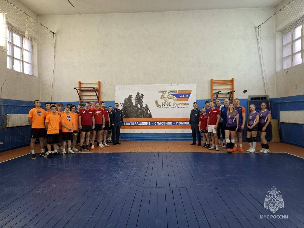 В Клину проведены соревнования по волейболу В Клину проведены соревнования по волейболу