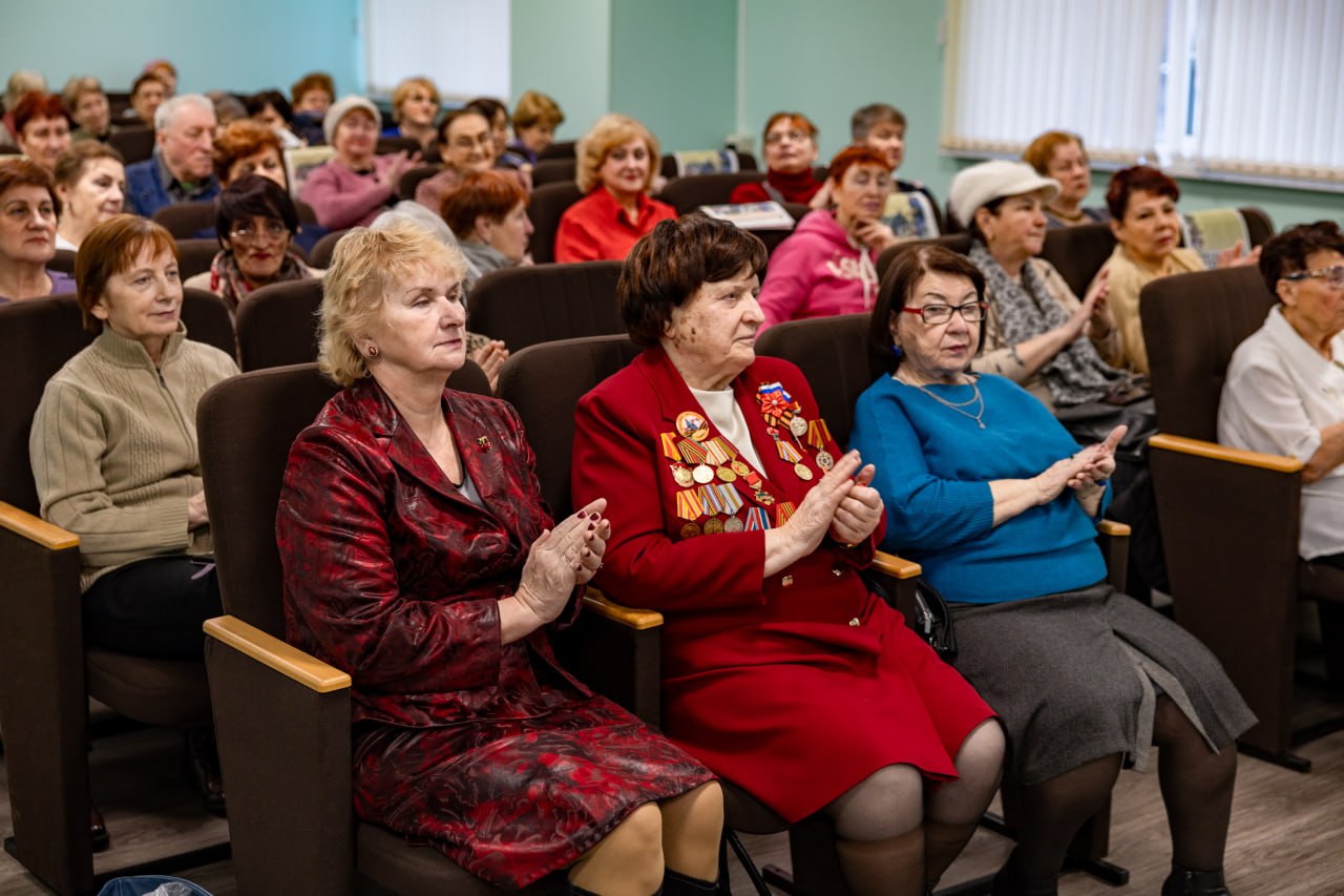 Декабрь – время подведения итогов Декабрь – время подведения итогов