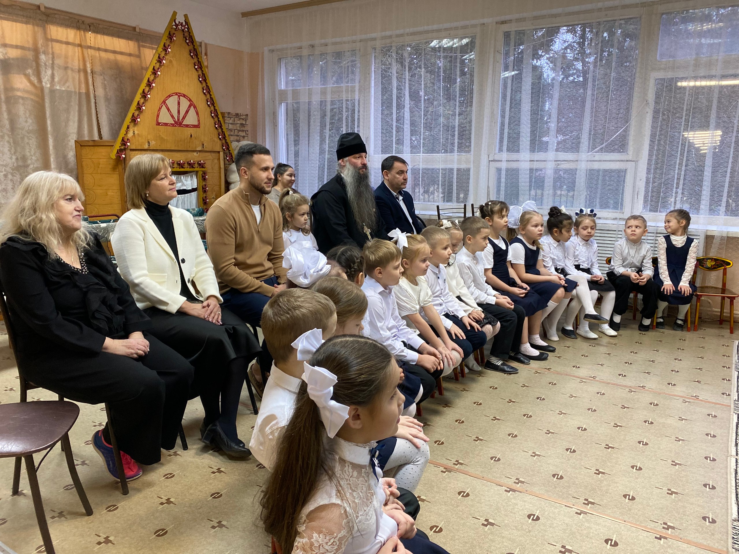 В дошкольном отделении Новобытовской школы в подготовительной к школе группе "Ромашки" прошли Дохтуровские чтения