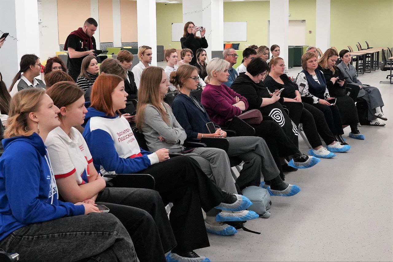 В Реутове подвели итоги по работе с молодёжью в рамках Дня добровольца В Реутове подвели итоги по работе с молодёжью в рамках Дня добровольца