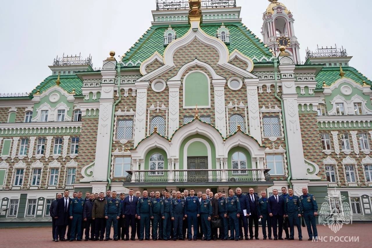 Алексей Павлов принял участие в сборе руководителей территориальных подразделений МЧС России по ЦФО Алексей Павлов принял участие в сборе руководителей территориальных подразделений МЧС России по ЦФО