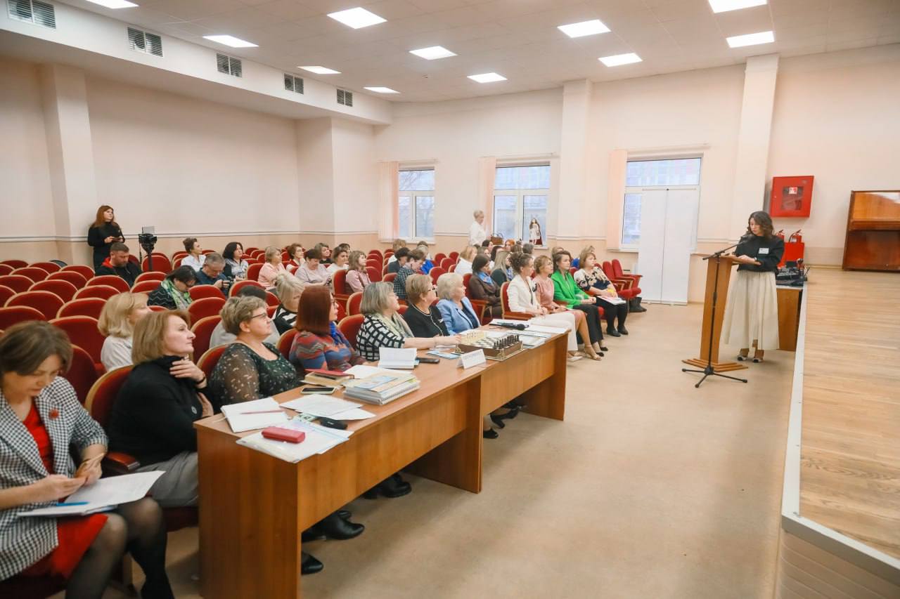 В актовом зале Управления образования Сергиево-Посадского округа состоялся второй этап ежегодного конкурса «Воспитатель года – 2026» В актовом зале Управления образования Сергиево-Посадского округа состоялся второй этап ежегодного конкурса «Воспитатель года – 2026»