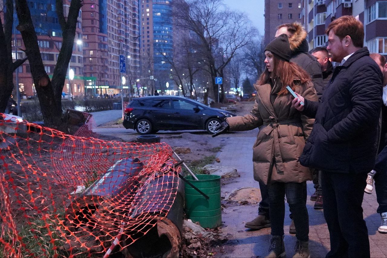 Заместители Главы и депутаты Реутова проверили ход работ по реконструкции теплосетей Заместители Главы и депутаты Реутова проверили ход работ по реконструкции теплосетей