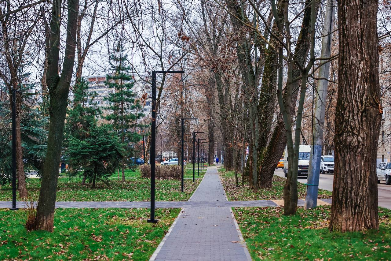 Юлия Купецкая: Еще один сквер, который мы благоустроили в этом году, расположен в микрорайоне имени Г.Т. Шитикова Юлия Купецкая: Еще один сквер, который мы благоустроили в этом году, расположен в микрорайоне имени Г.Т. Шитикова