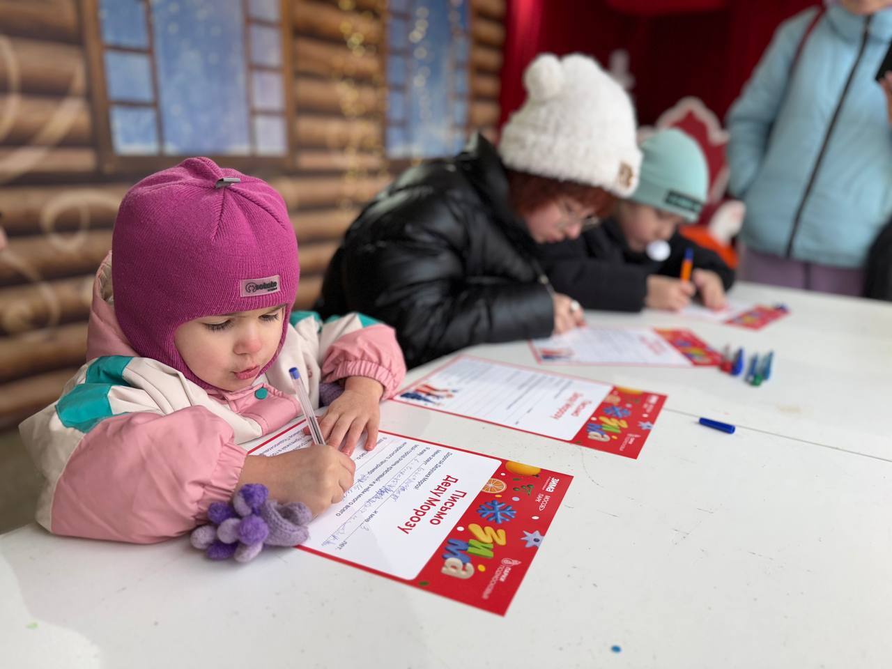 Сегодня в Городском парке прошла Игровая программа для детей с веселыми конкурсами и мультгероями Сегодня в Городском парке прошла Игровая программа для детей с веселыми конкурсами и мультгероями