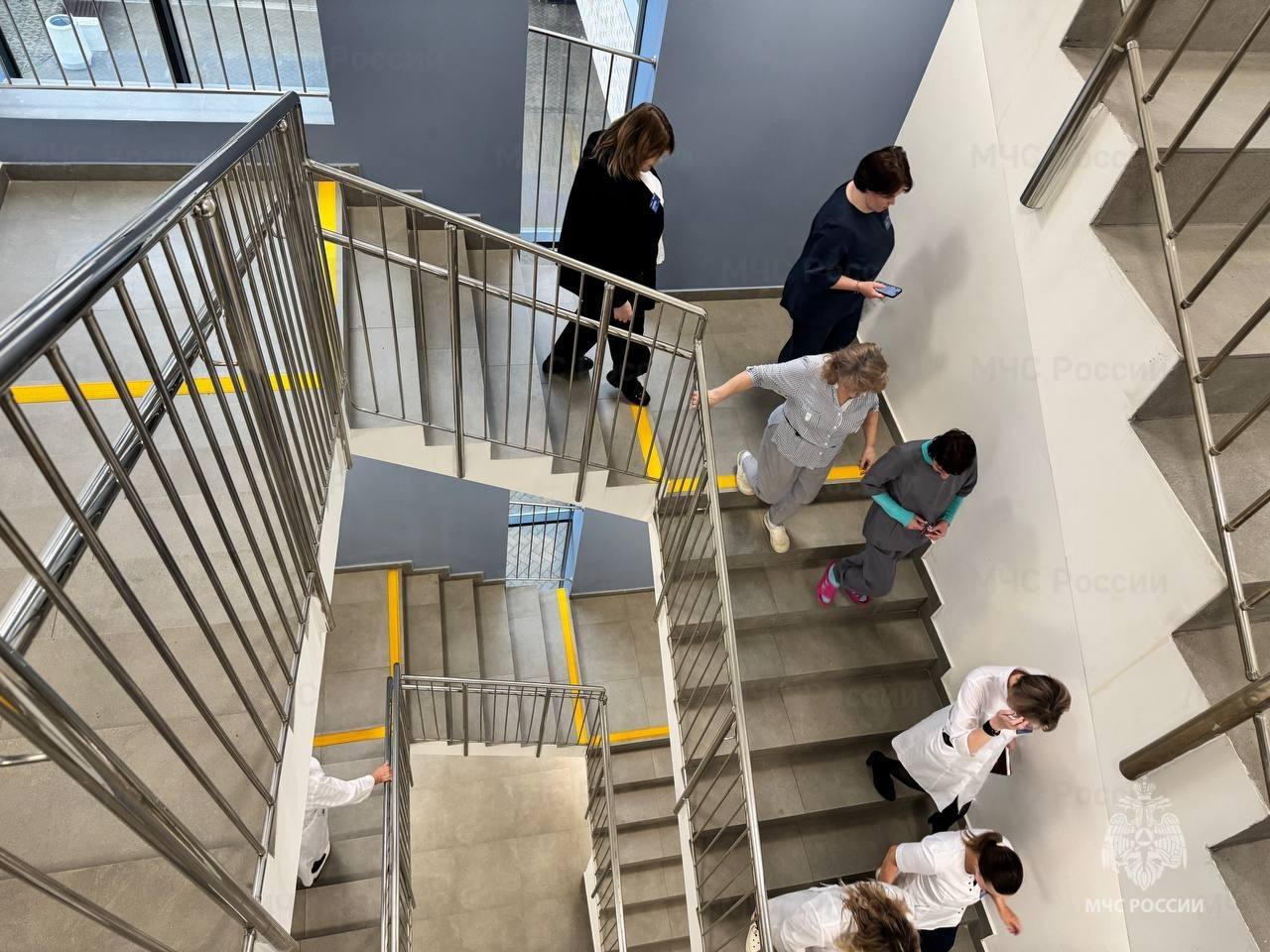 В Хотьковской больнице прошла учебная эвакуация В Хотьковской больнице прошла учебная эвакуация