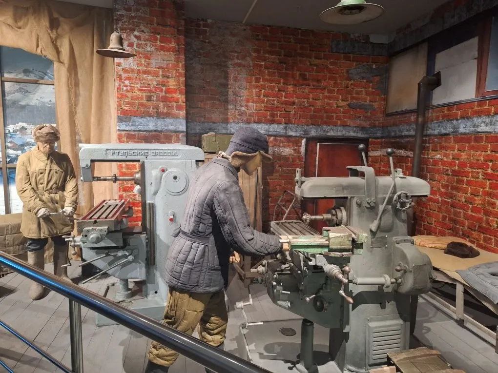 На неделе функциональной грамотности обучающиеся 6г и 6к классов посетили город-герой Тулу На неделе функциональной грамотности обучающиеся 6г и 6к классов посетили город-герой Тулу