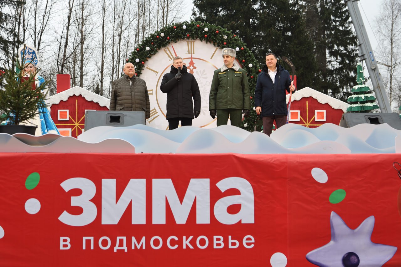 Главную новогоднюю ель страны спилили в Рузском округе Главную новогоднюю ель страны спилили в Рузском округе