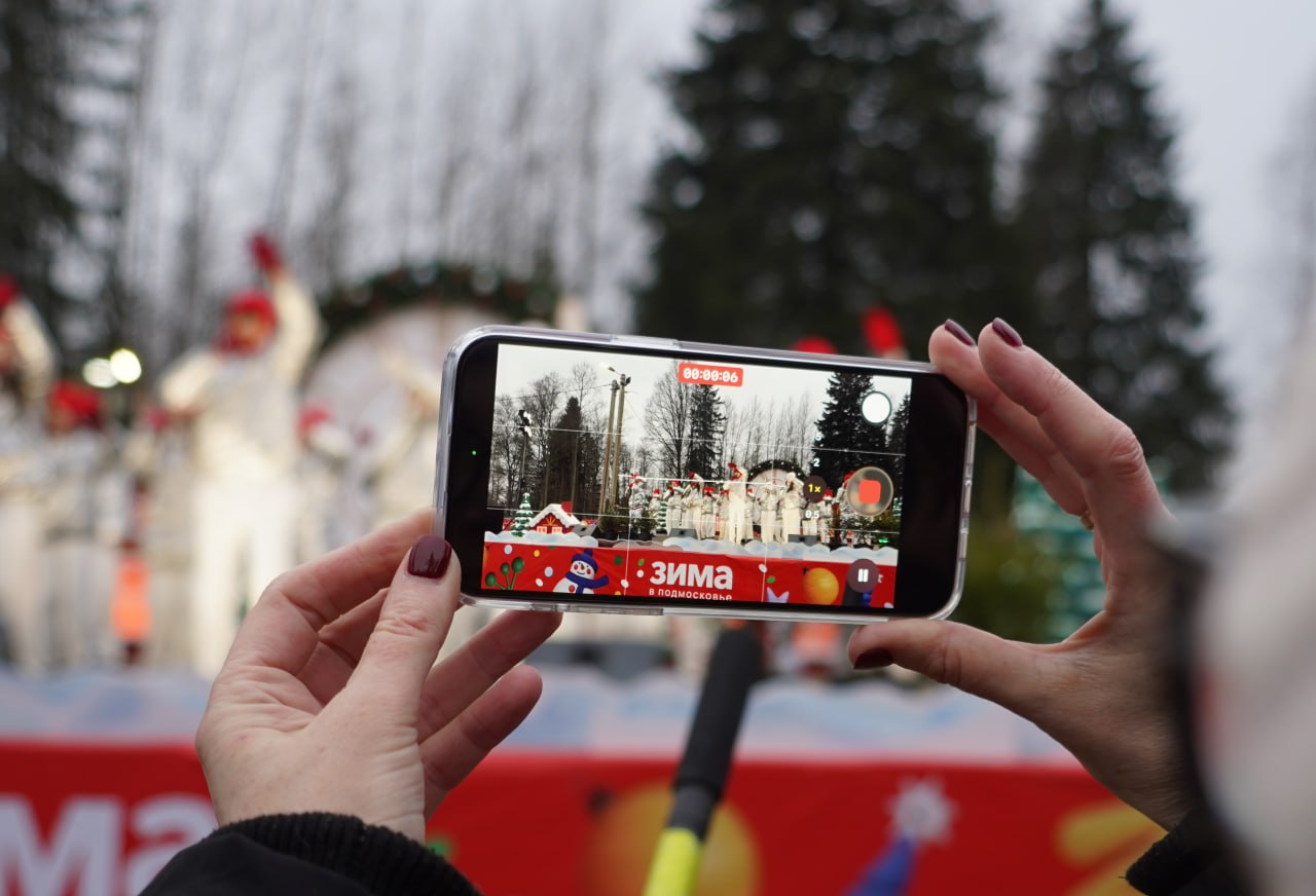 Главную новогоднюю ель страны спилили в Рузском округе Главную новогоднюю ель страны спилили в Рузском округе