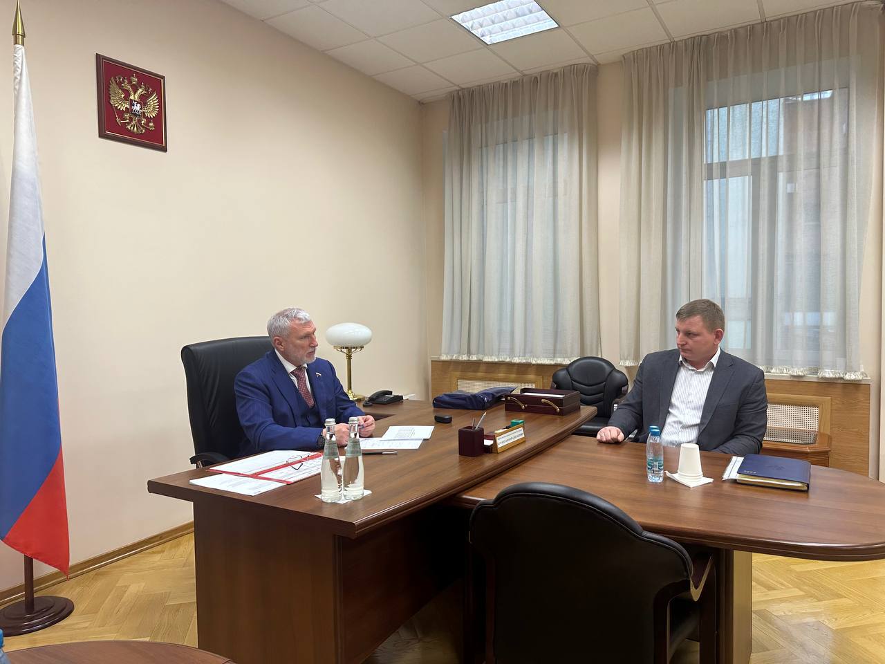 Алексей Журавлев: Провел сегодня плановый прием граждан - это непременно обязан делать каждый депутат, чтобы чувствовать заботы и настроения людей, быть к ним ближе Алексей Журавлев: Провел сегодня плановый прием граждан - это непременно обязан делать каждый депутат, чтобы чувствовать заботы и настроения людей, быть к ним ближе