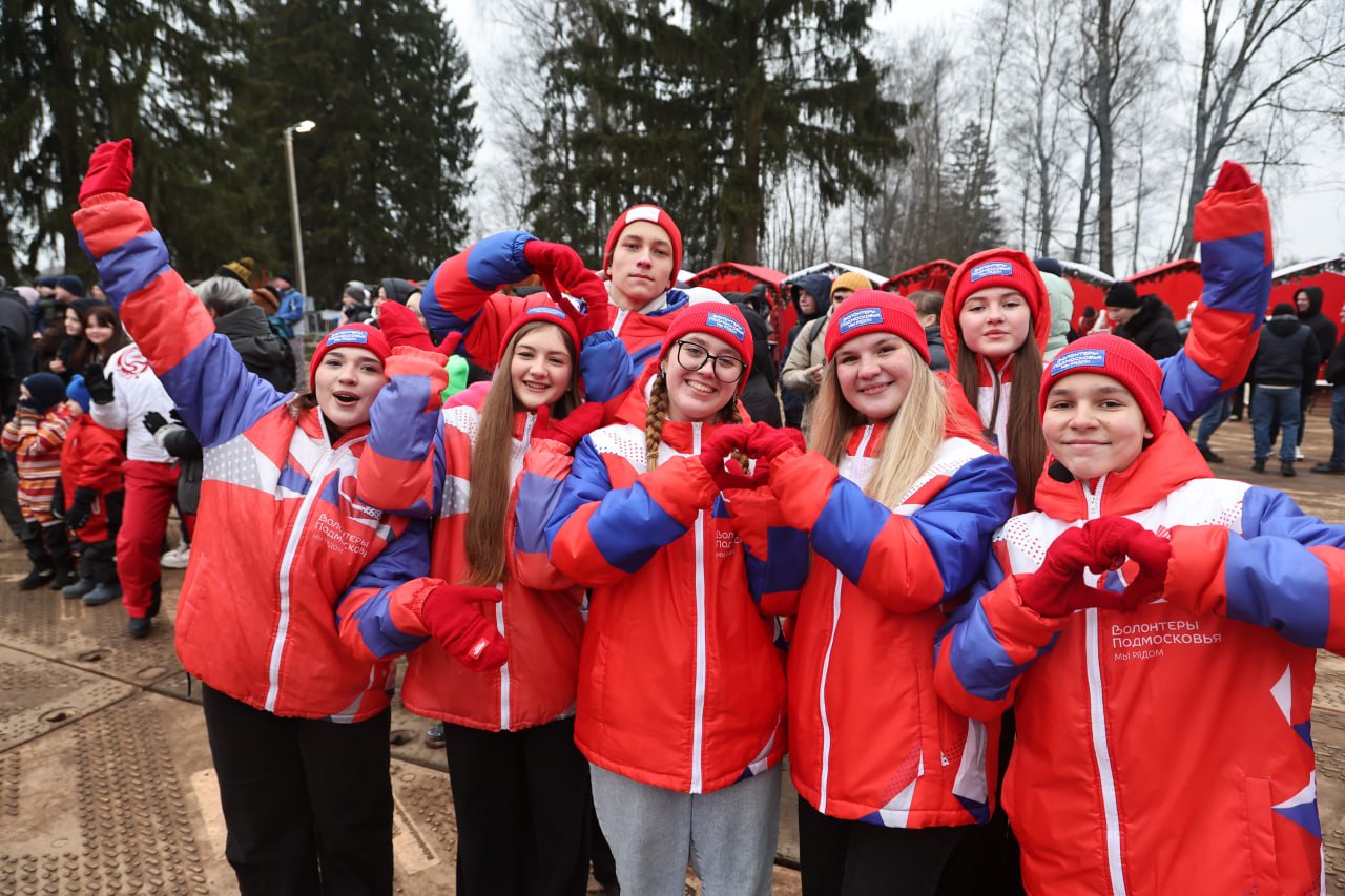 Главную новогоднюю ель страны спилили в Рузском округе Главную новогоднюю ель страны спилили в Рузском округе