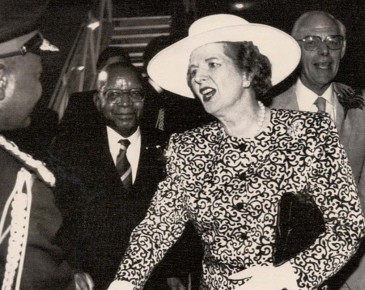 Daily Mail: Пьяный военный чуть не сбил самолет Маргарет Тэтчер в Мозамбике в 1989 году