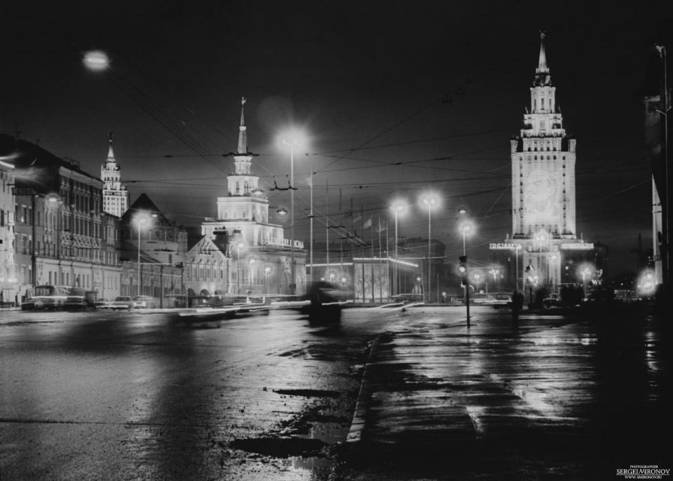 Комсомольская площадь, 1979 г