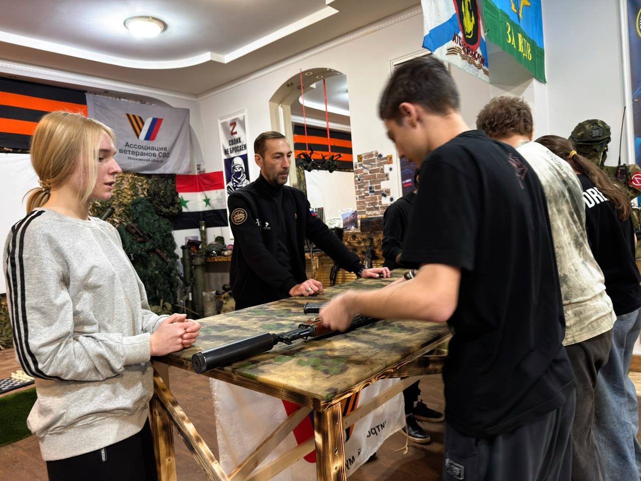 В Дмитрове участники СВО воспитывают новое поколение в отряде «Саланг» В Дмитрове участники СВО воспитывают новое поколение в отряде «Саланг»