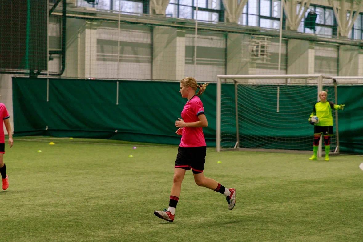 В Домодедово прошёл всероссийский турнир по женскому футболу В Домодедово прошёл всероссийский турнир по женскому футболу