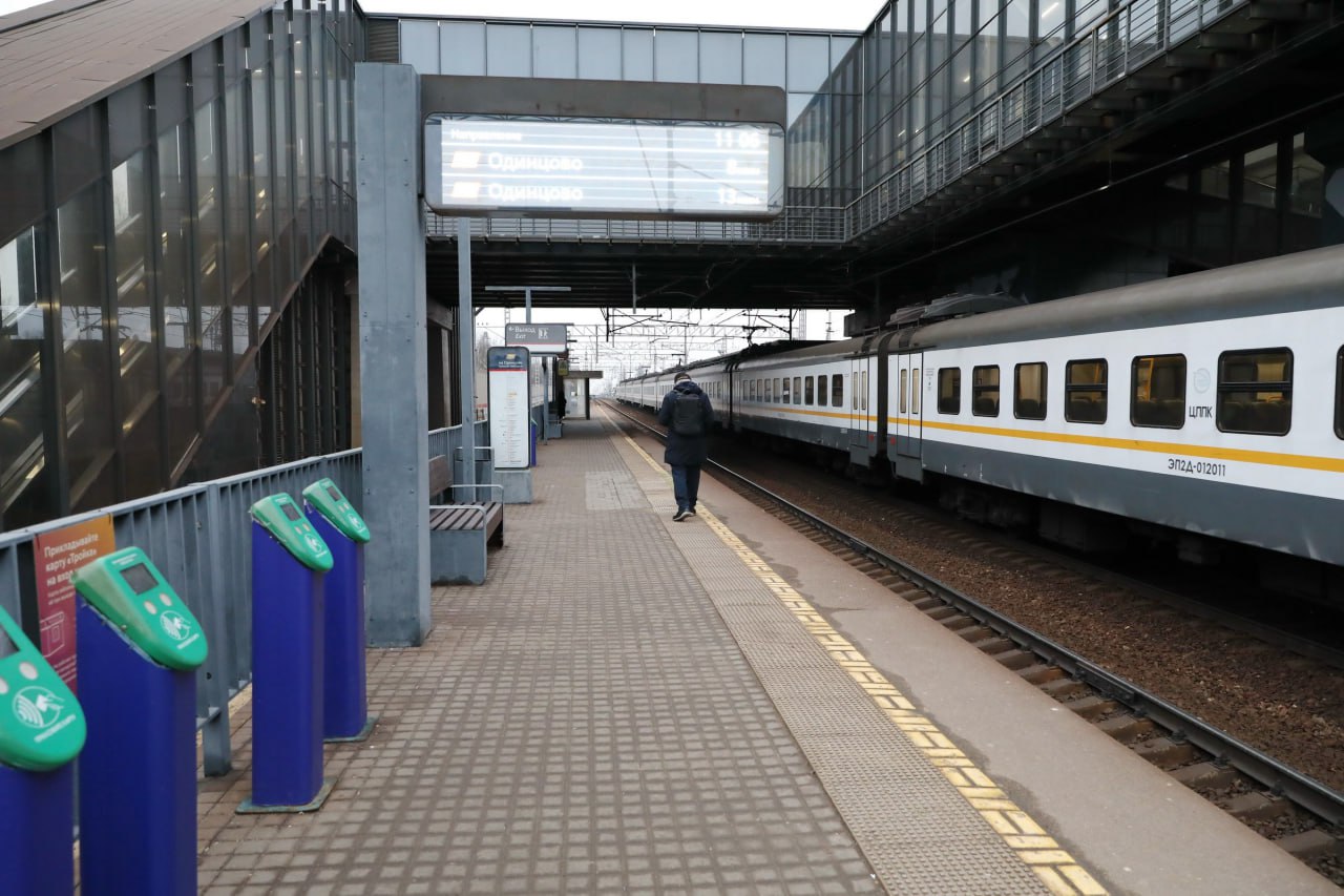 В Долгопрудном проверили состояние платформ и территорий МЦД В Долгопрудном проверили состояние платформ и территорий МЦД