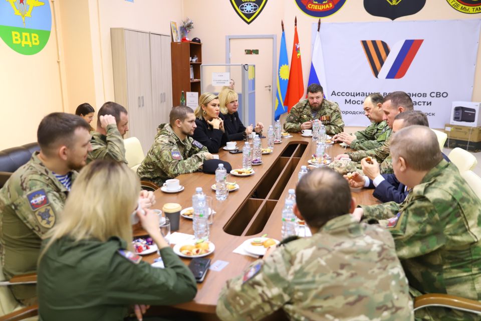 Героям нашего времени: в Солнечногорске отметили День Героев Отечества