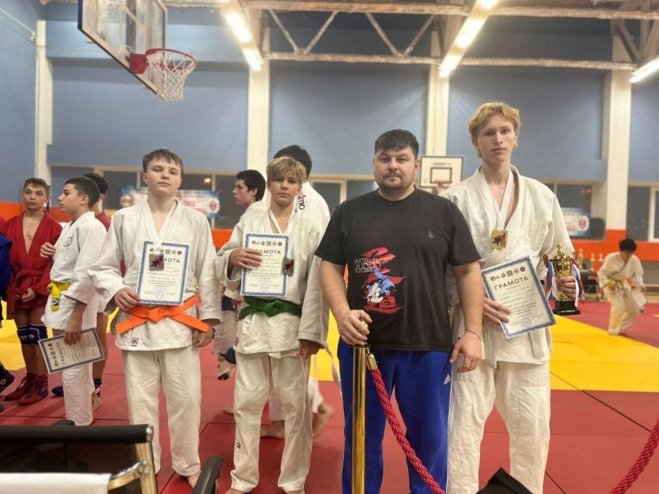 ������ ���� �������ɻ � �������������