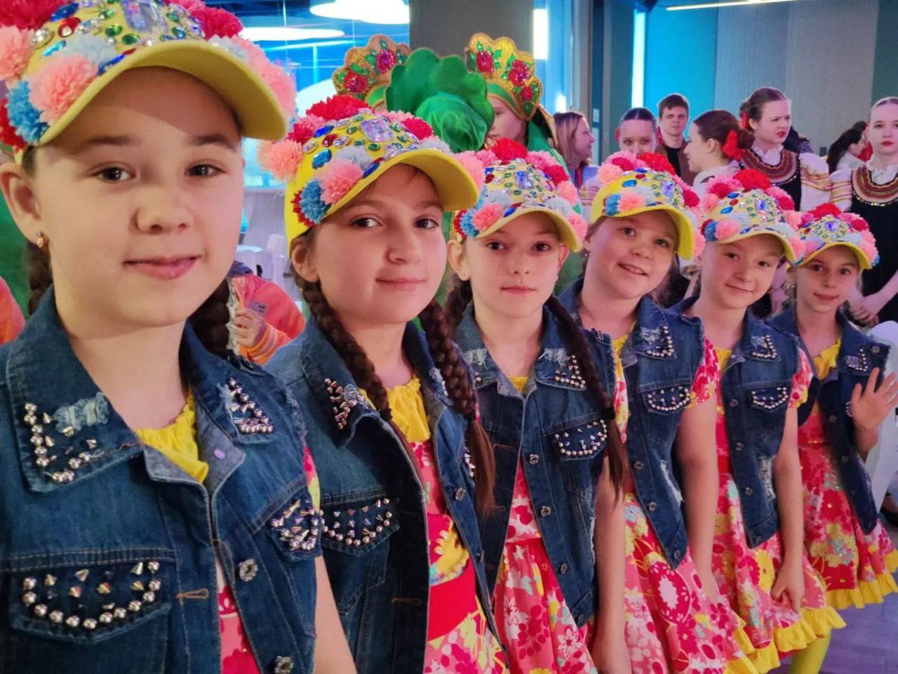 Танцевальная студия из Серпухова представила муниципалитет на Всероссийском форме Танцевальная студия из Серпухова представила муниципалитет на Всероссийском форме