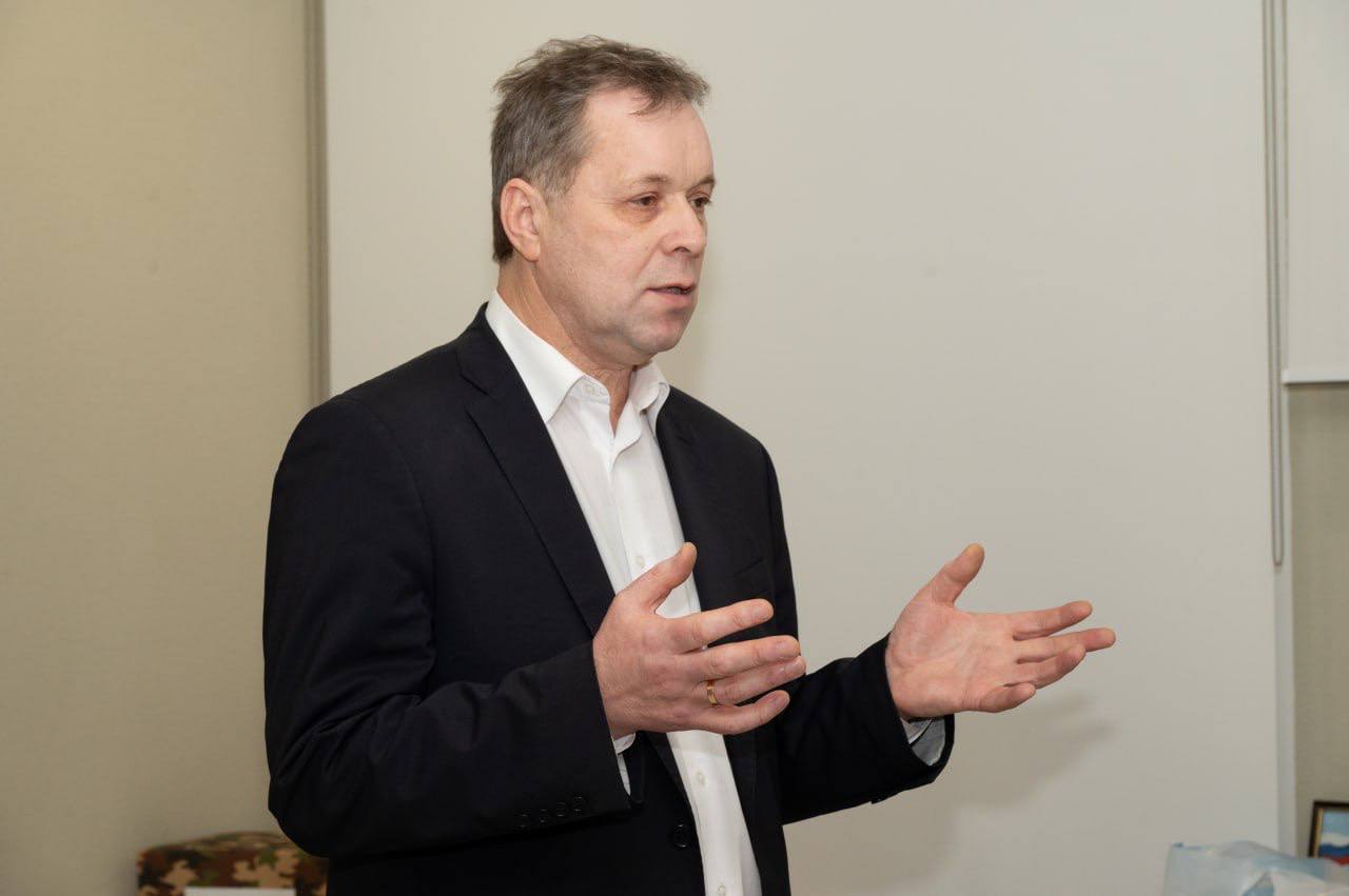 Герои тыла: в Серпухове отметили волонтеров, работающих на Победу Герои тыла: в Серпухове отметили волонтеров, работающих на Победу