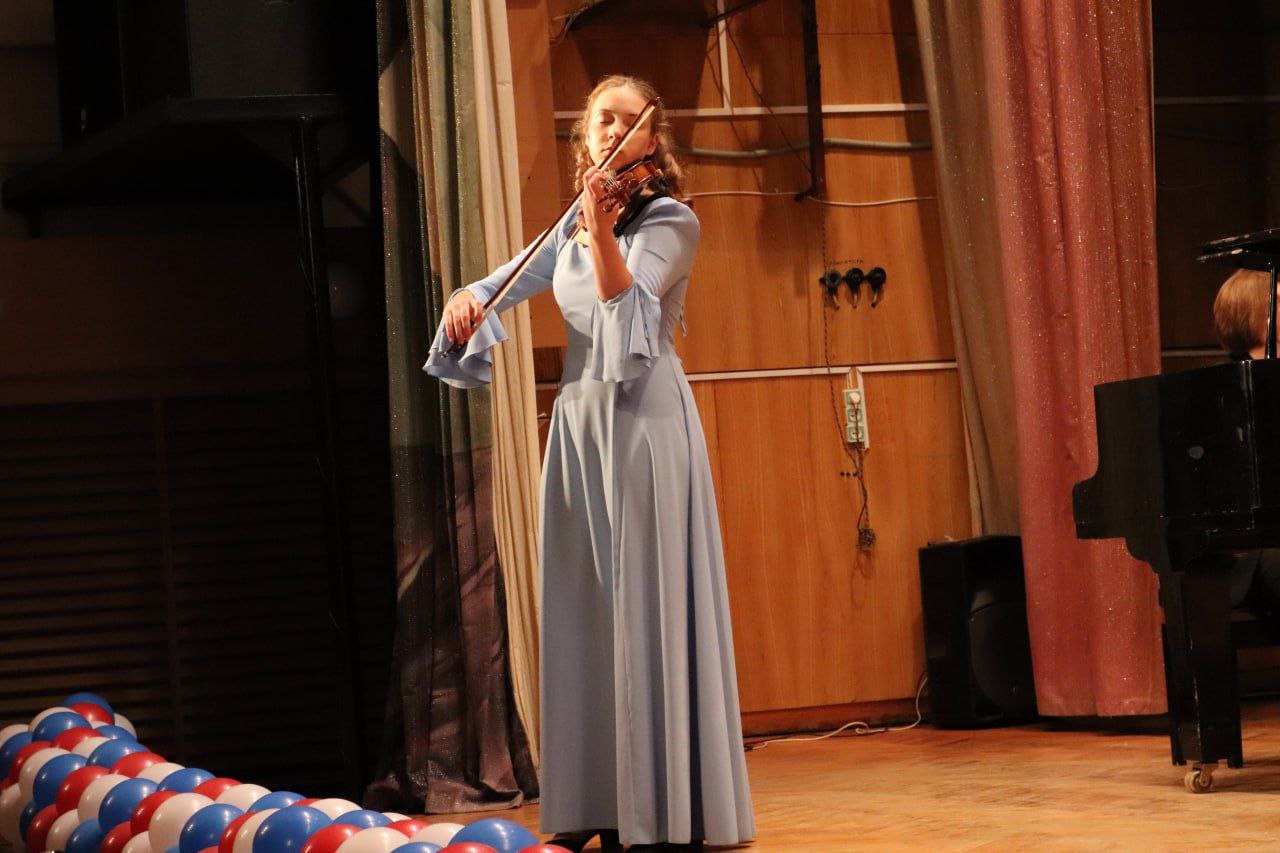 Детская школа искусств имени А.А. Алябьева отметила 60-летний юбилей Детская школа искусств имени А.А. Алябьева отметила 60-летний юбилей