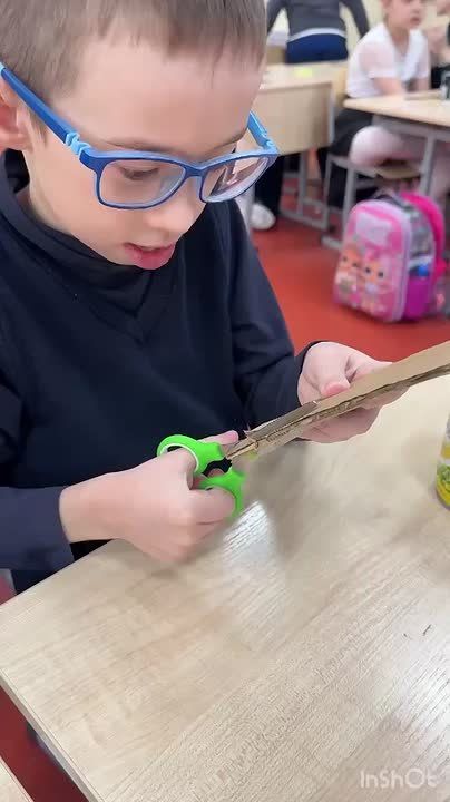 Волонтеры и семья спасателя провели мастер-класс для детей