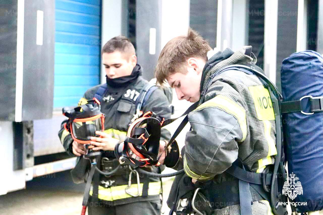 Пожарные учения проведены на территории индустриального парка в Химках Пожарные учения проведены на территории индустриального парка в Химках