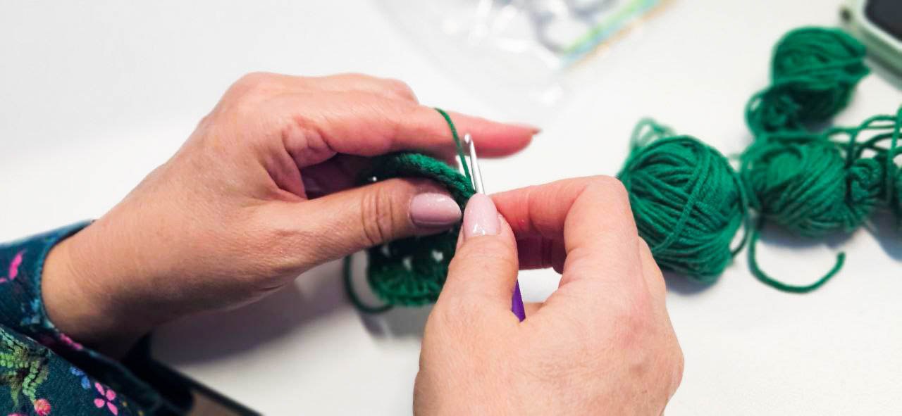 «Сколько на ёлочке шариков цветных...» «Сколько на ёлочке шариков цветных...»