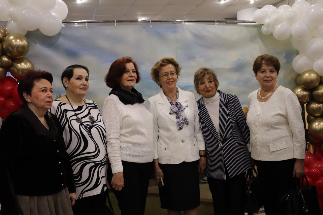 Детская школа искусств имени А.А. Алябьева отметила 60-летний юбилей Детская школа искусств имени А.А. Алябьева отметила 60-летний юбилей