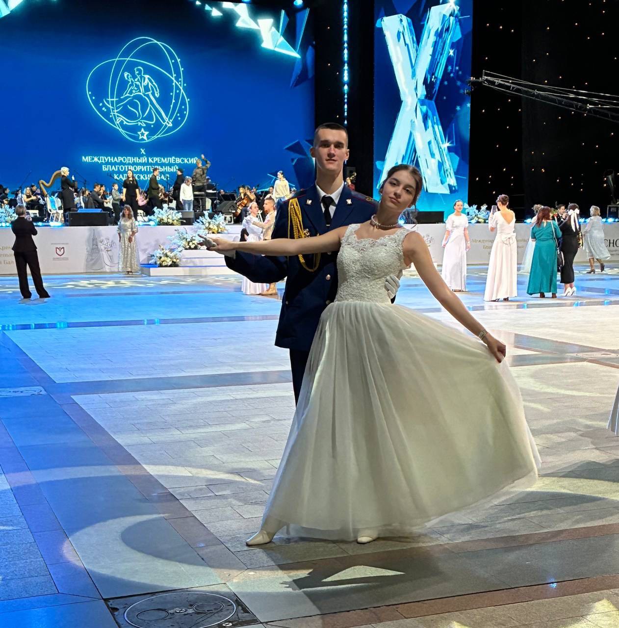Химки – на главном кадетском балу страны Химки – на главном кадетском балу страны