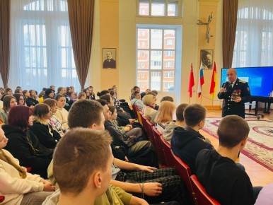 9 декабря, в День Героев Отечества, к учащимся Ногинского филиала "Государственного университета просвещения" пришел уникальный гость