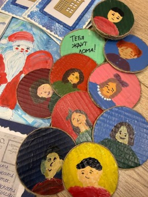 Частичка тепла для передовой: детские поделки и гуманитарная помощь отправятся из Ступино