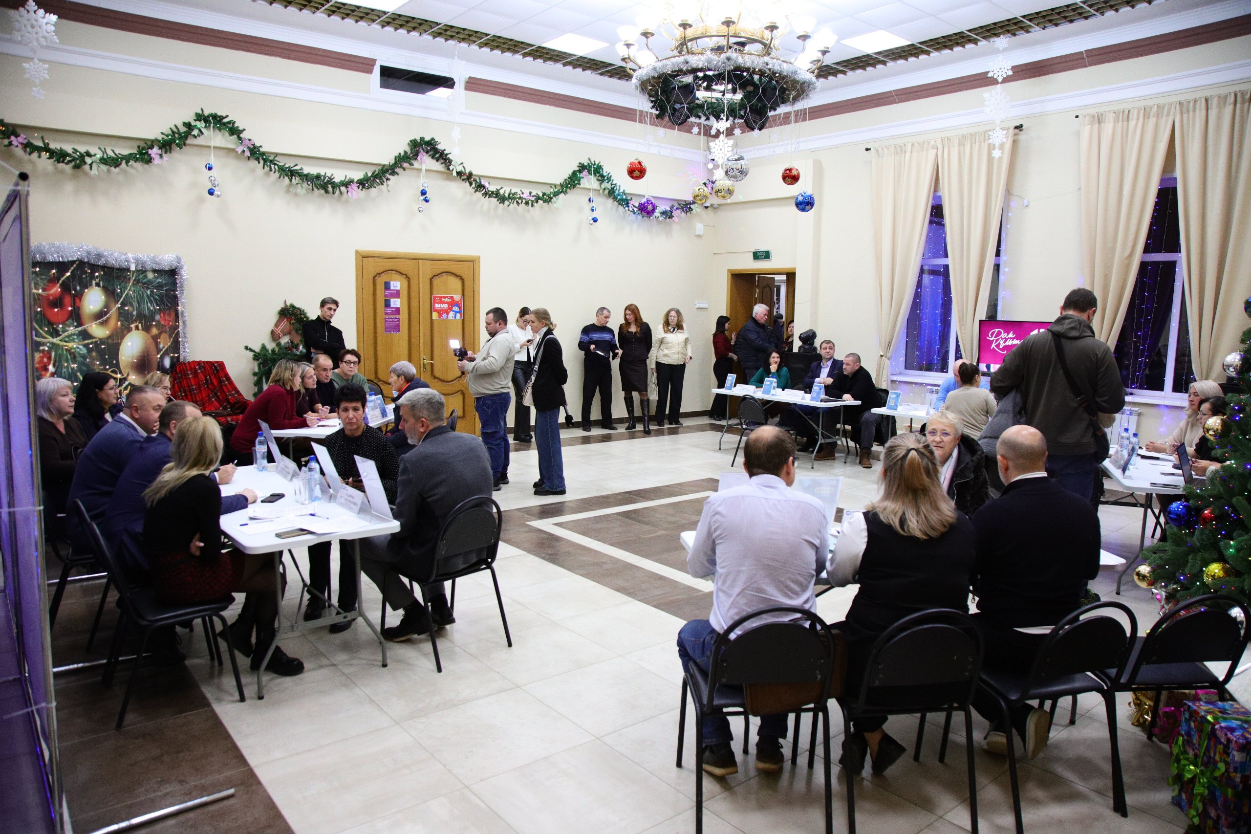 Алексей Малкин: В формате выездной администрации вместе с заместителями, профильными специалистами и депутатами округа встретились с жителями и старостами села Косяково и близлежащих населённых пунктов Алексей Малкин: В формате выездной администрации вместе с заместителями, профильными специалистами и депутатами округа встретились с жителями и старостами села Косяково и близлежащих населённых пунктов