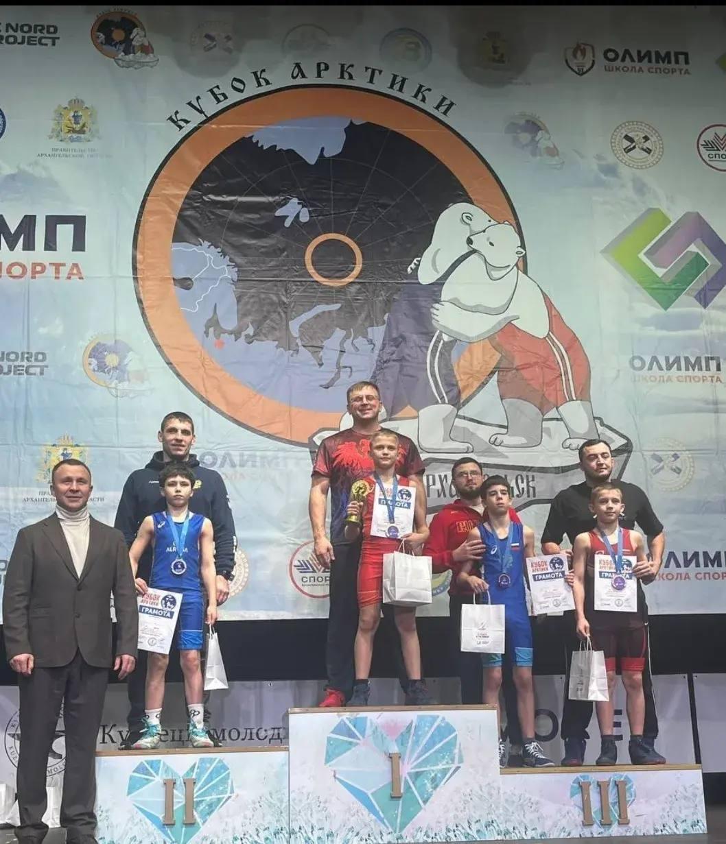 С 4 по 8 декабря в столице Поморья, Архангельске, проходил всероссийский турнир по греко-римской борьбе «Кубок Арктики»