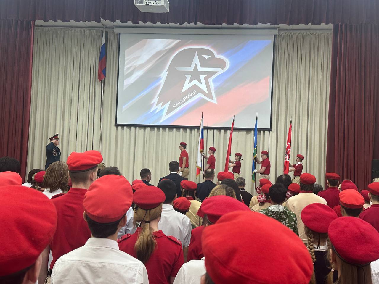 Подведение итогов деятельности местного отделения ВВПОД "ЮНАРМИЯ" муниципального округа Чехов за 2025 год Подведение итогов деятельности местного отделения ВВПОД "ЮНАРМИЯ" муниципального округа Чехов за 2025 год