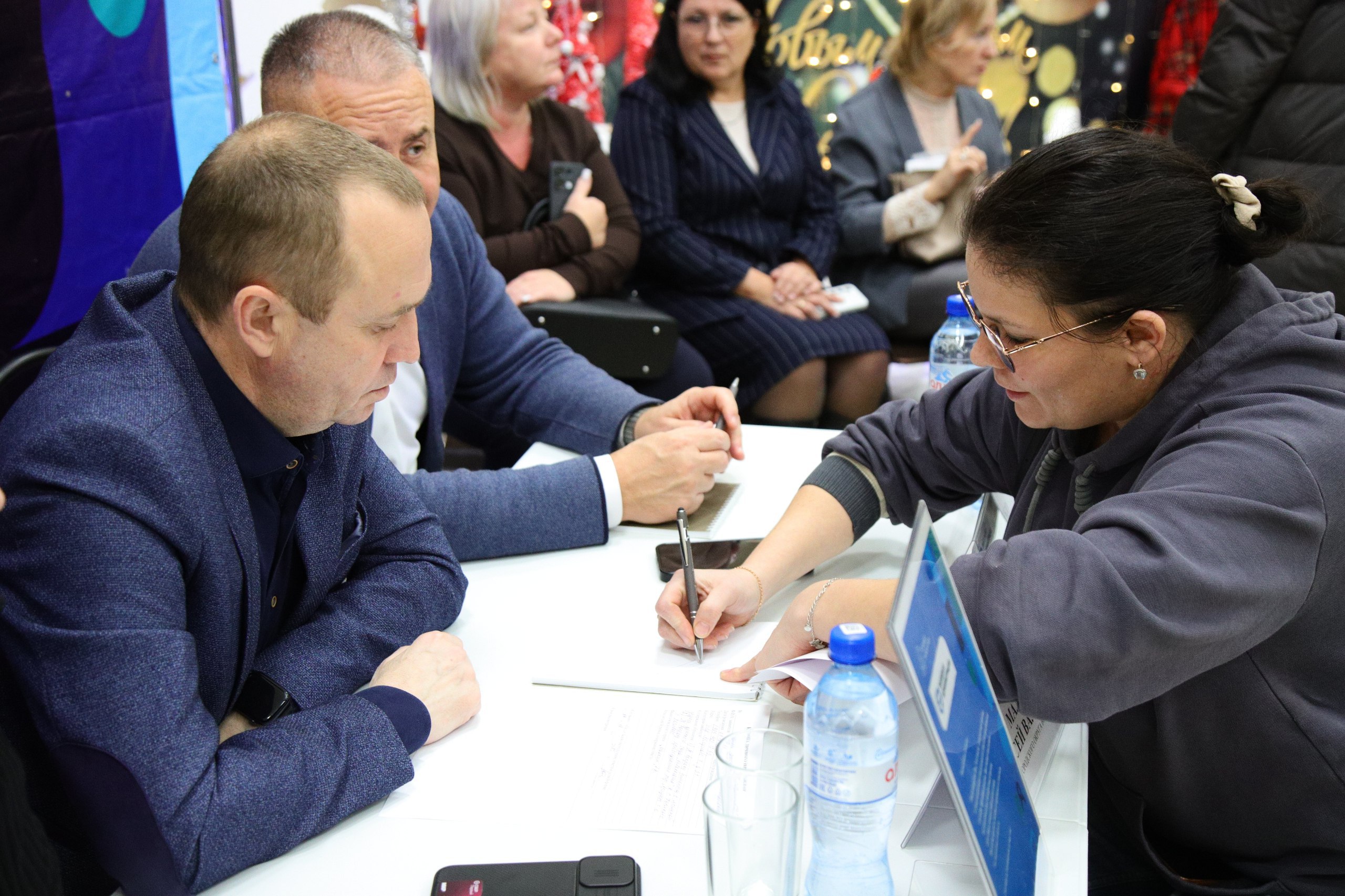 Алексей Малкин: В формате выездной администрации вместе с заместителями, профильными специалистами и депутатами округа встретились с жителями и старостами села Косяково и близлежащих населённых пунктов Алексей Малкин: В формате выездной администрации вместе с заместителями, профильными специалистами и депутатами округа встретились с жителями и старостами села Косяково и близлежащих населённых пунктов