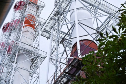 Уважаемые жители. В связи с проведением капитального ремонта и переврезкой новых трубопроводов будет временно прекращена подача горячего водоснабжения