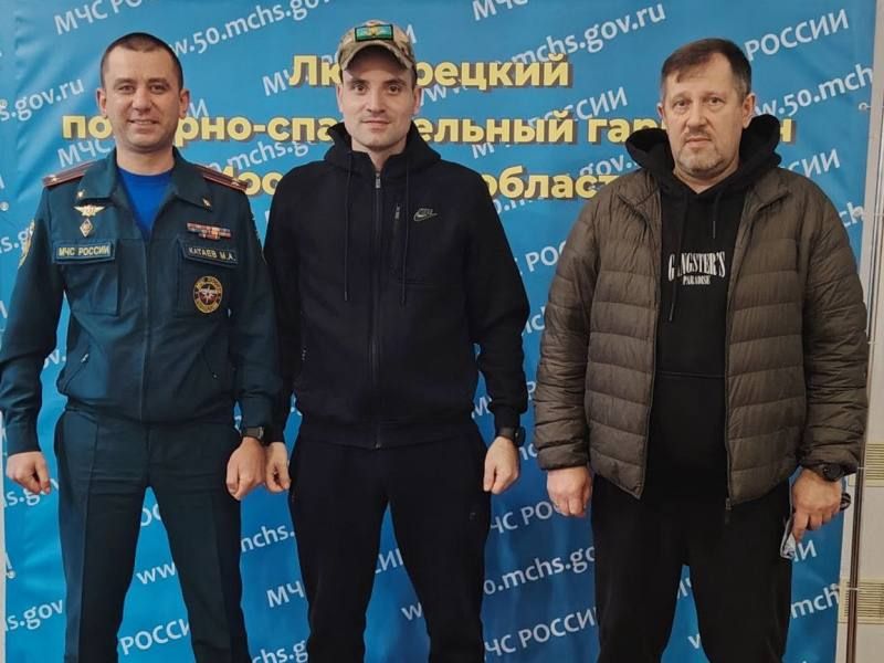 Пожарные Люберец оказали помощь военнослужащим