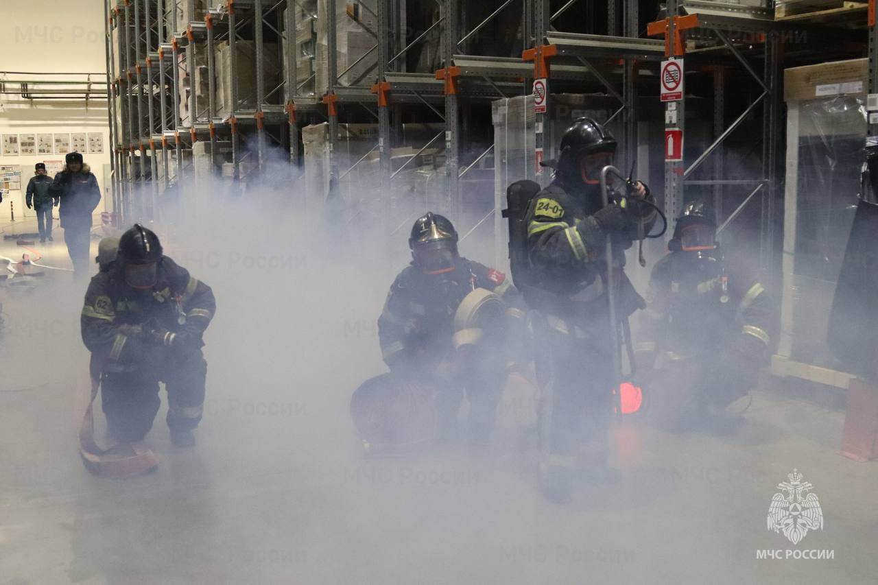 Пожарные учения проведены на территории индустриального парка в Химках Пожарные учения проведены на территории индустриального парка в Химках