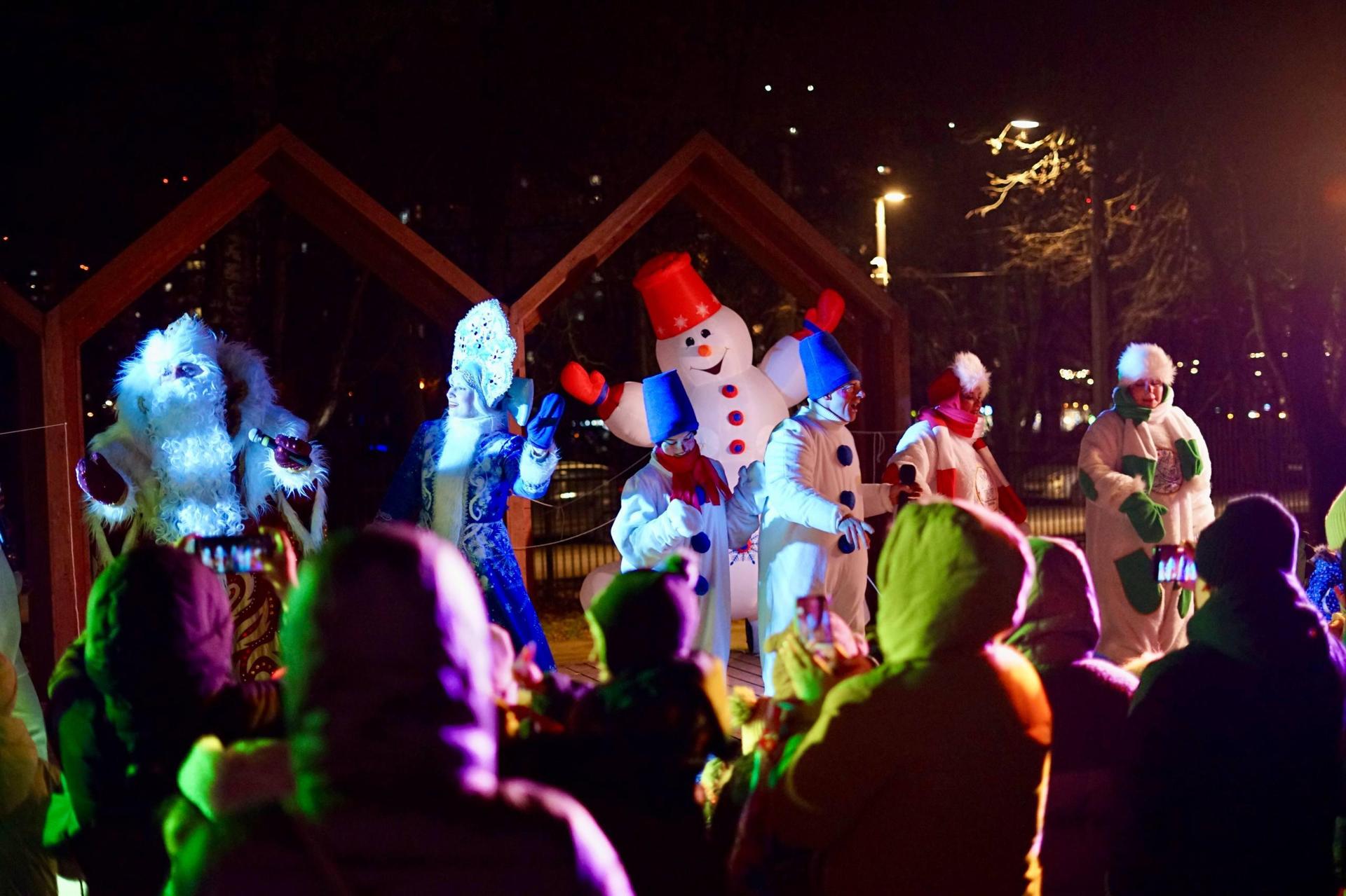 Парки Подмосковья приглашают на общеобластное мероприятие «Парки. Сказки. Торжество» Парки Подмосковья приглашают на общеобластное мероприятие «Парки. Сказки. Торжество»