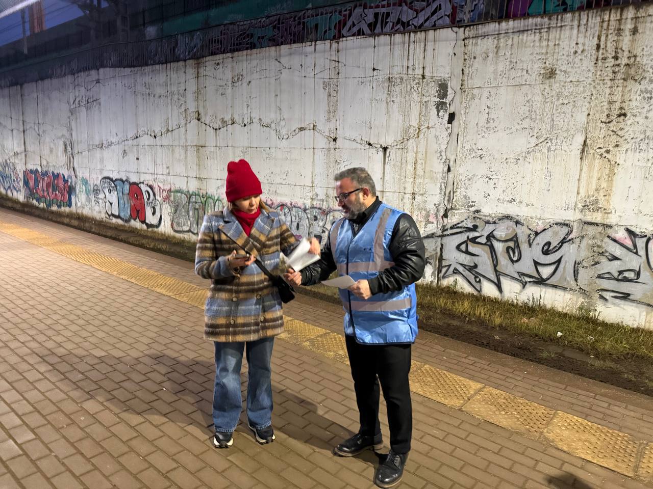 9 декабря на станции Мамонтовская провели профилактический рейд, направленный на соблюдение правил безопасности на объектах железнодорожной инфраструктуры 9 декабря на станции Мамонтовская провели профилактический рейд, направленный на соблюдение правил безопасности на объектах железнодорожной инфраструктуры