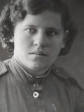 Ветеран Великой Отечественной войны, почетный гражданин Богородского округа Клавдия Васильевна Артамошкина отмечает сто второй день рождения